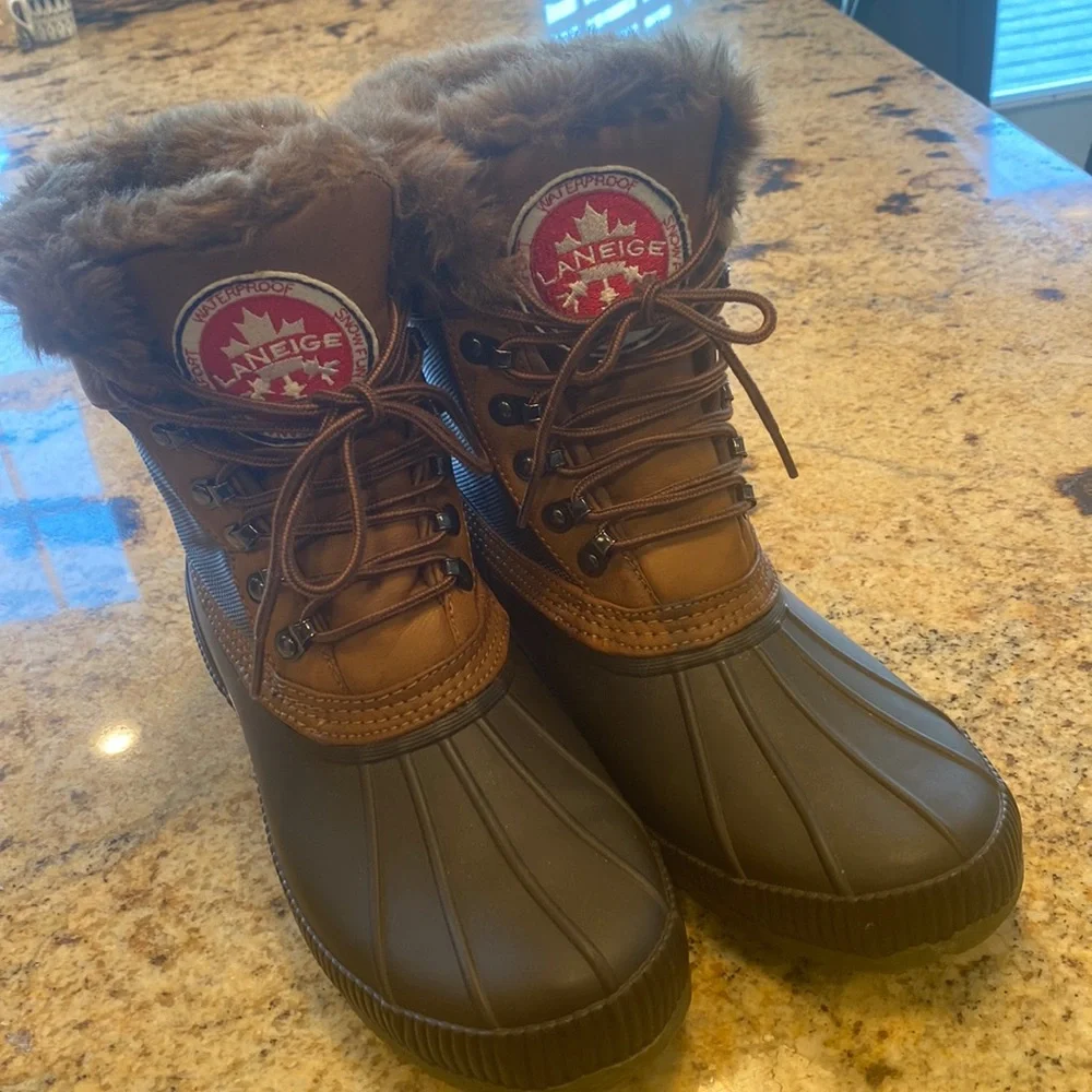 LANEIGE Canada Waterproof Winter Boots